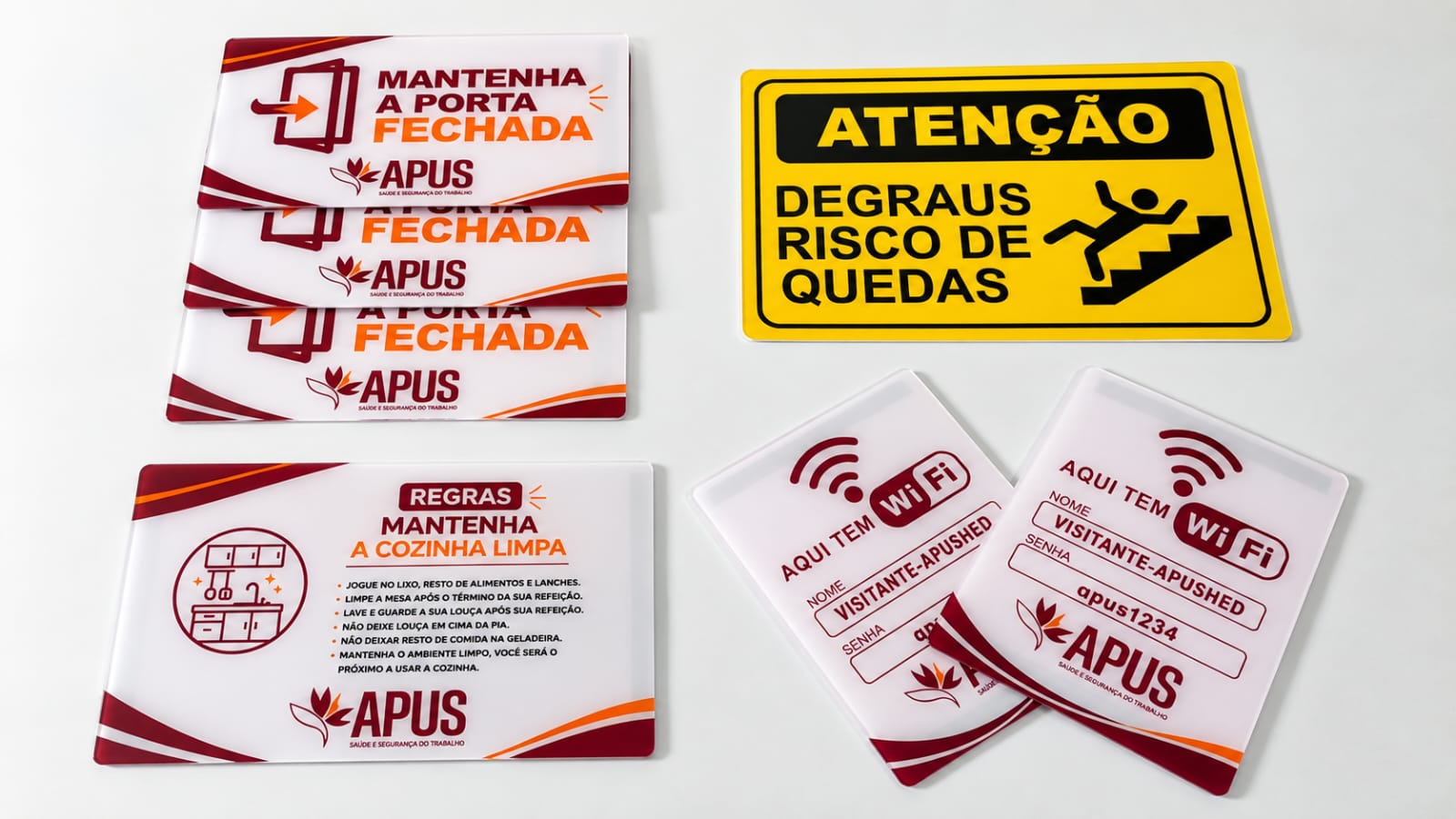 PLACAS ACRÍLICO 01 — projeto da Triad Visual em Recife
